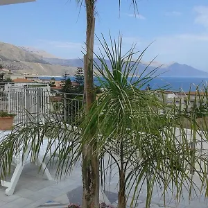 https://villa-trinacria-apartments.sicilyhotelsitaly.net